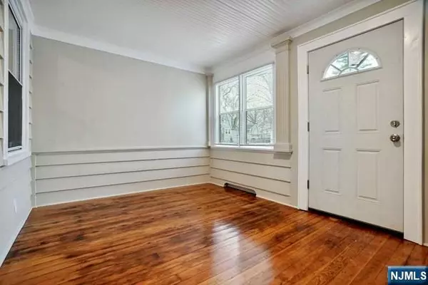 Newark, NJ 07106,160 Vermont AVE