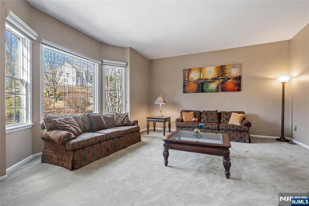 Montville Township, NJ 07045,27 Kanouse LN