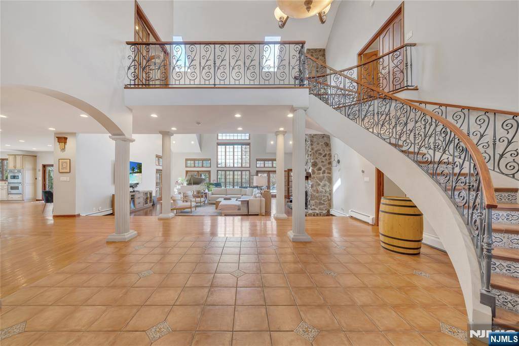 Fairfield, NJ 07004,21 Jorgenson LN