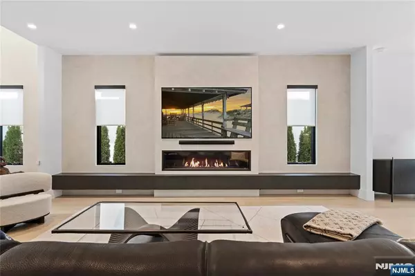 Demarest, NJ 07627,31 Wellwood RD