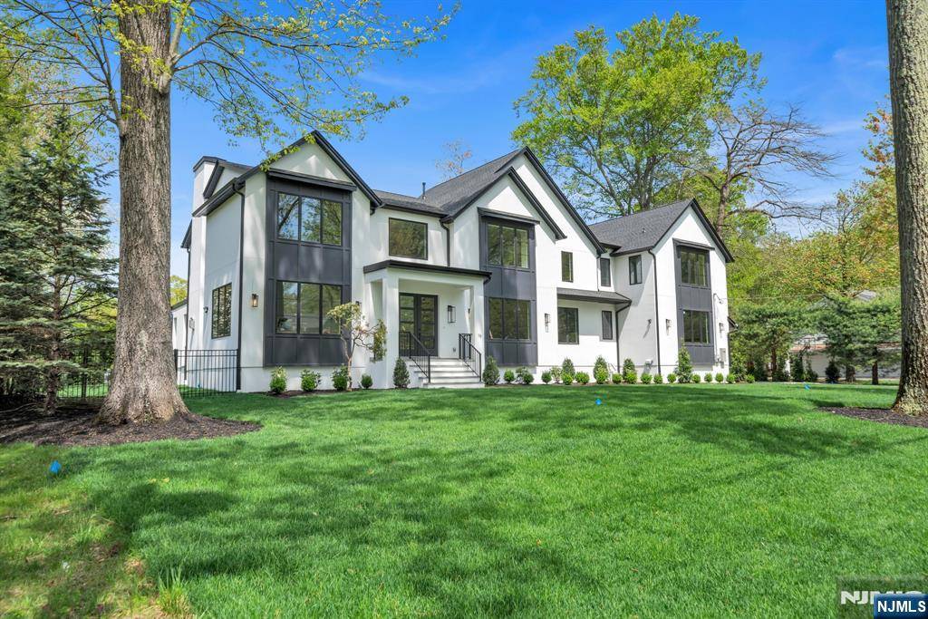 Demarest, NJ 07627,16 Donnybrook DR