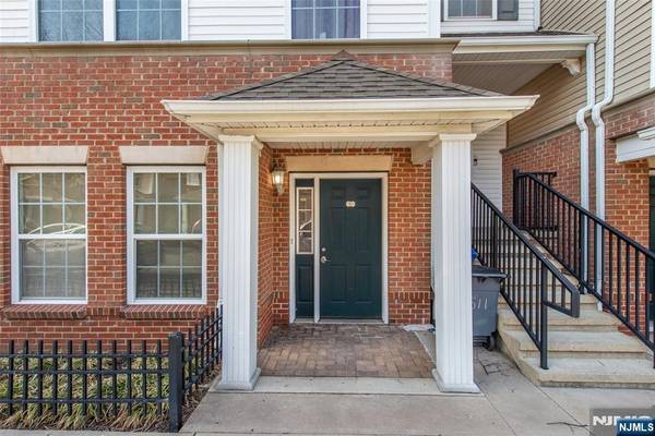 5 Tribeca AVE #509, Jersey City, NJ 07305