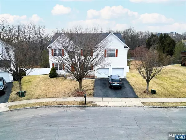 Jefferson Township, NJ 07849,882 Walnut PL
