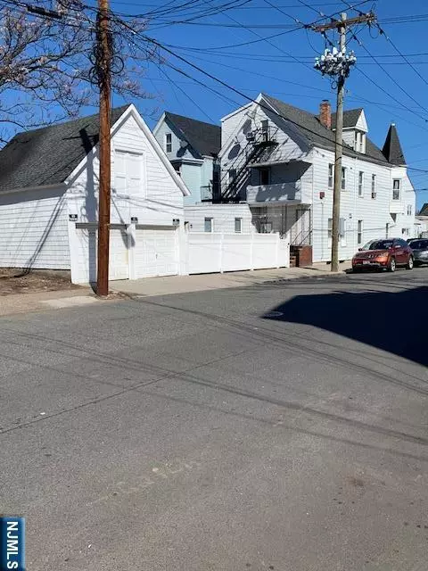 Paterson, NJ 07524,22 2nd
