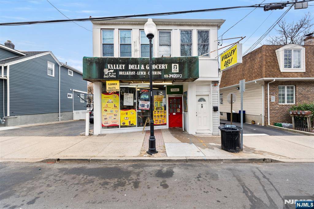 Clifton, NJ 07013,117 Valley RD