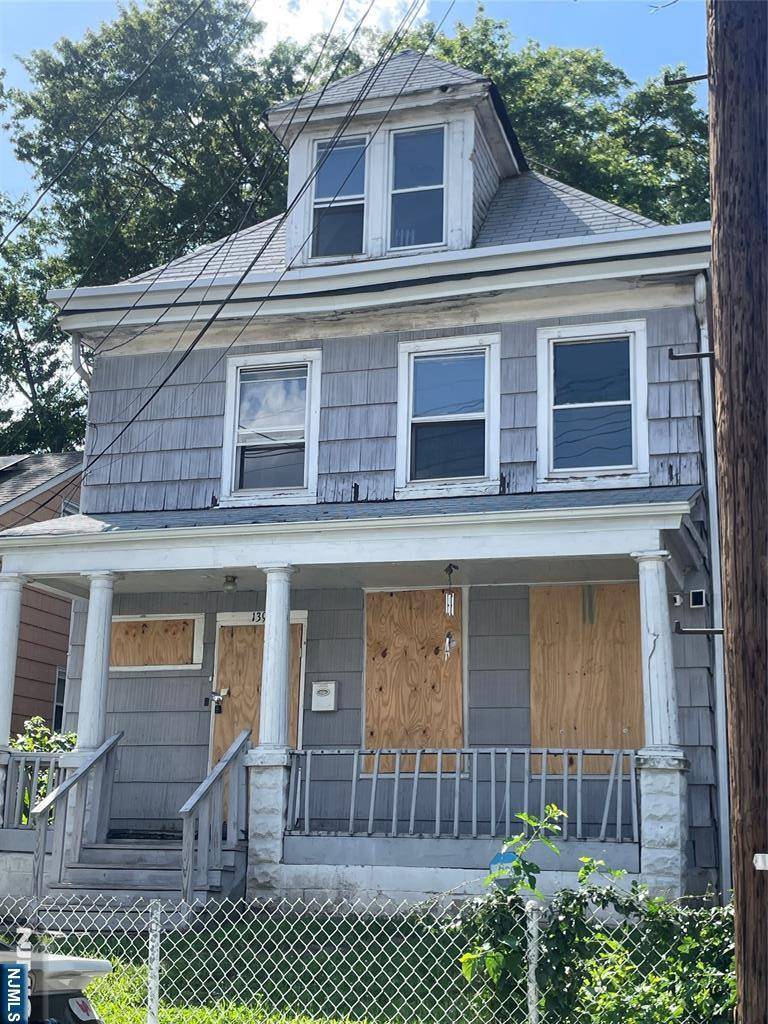 Irvington, NJ 07111,139 Myrtle AVE
