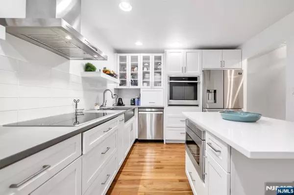 Teaneck, NJ 07666,7 London CT