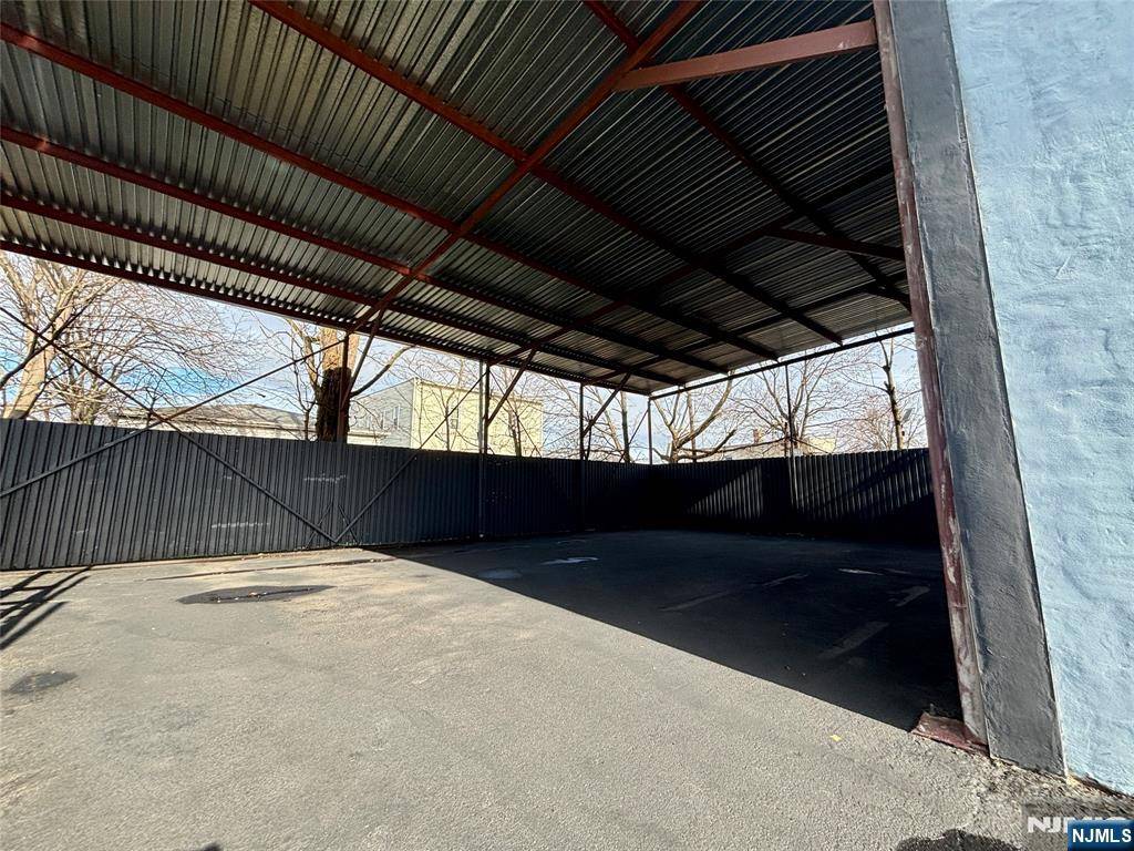 Irvington, NJ 07111,103-05 Montgomery