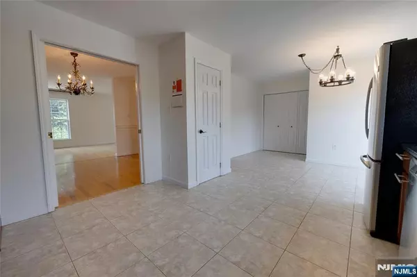 Englewood, NJ 07631,81 Mattlage PL