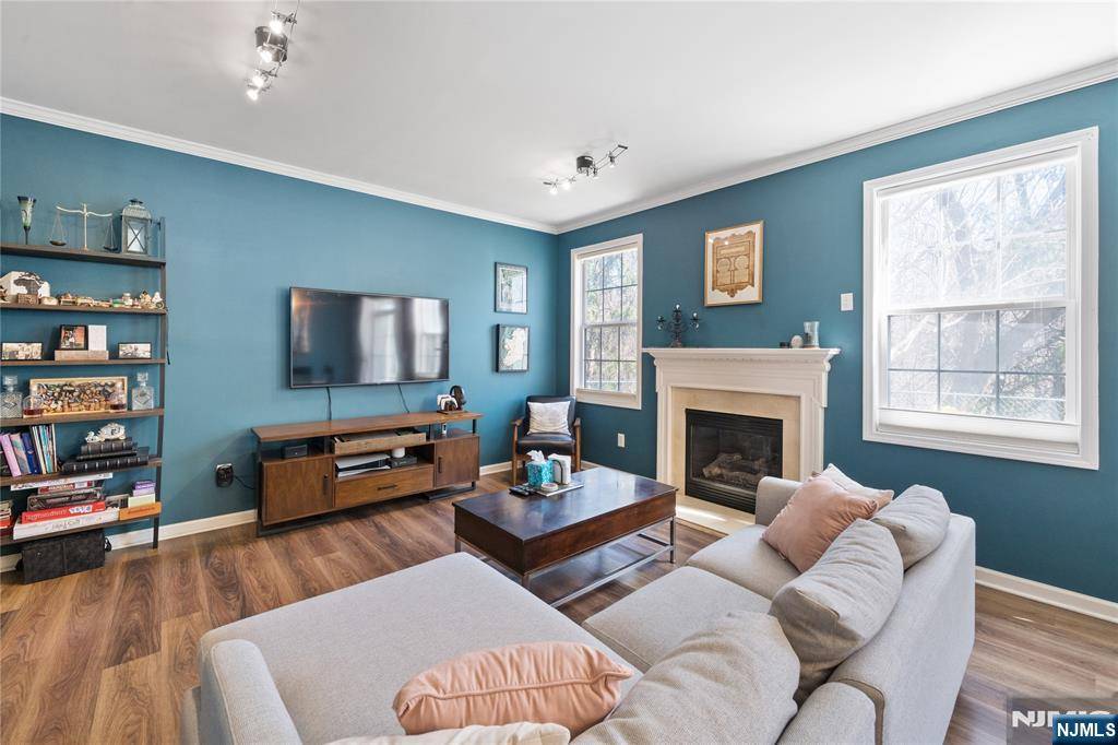 Clifton, NJ 07013,59 Devonshire DR #88