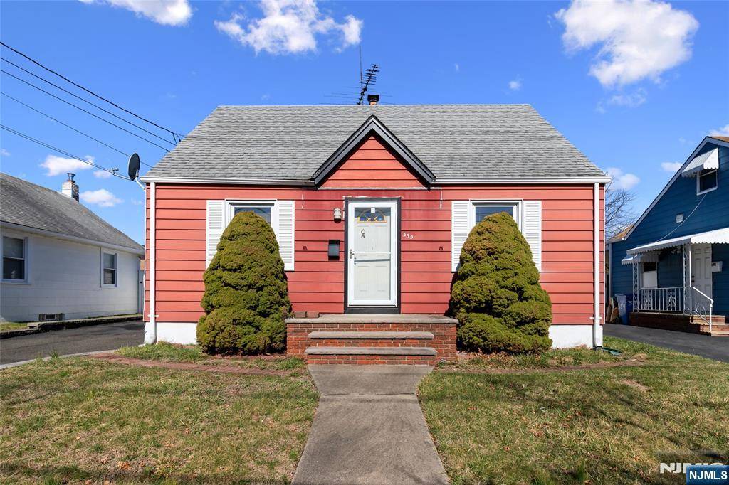 Paterson, NJ 07502,355 Chamberlain AVE