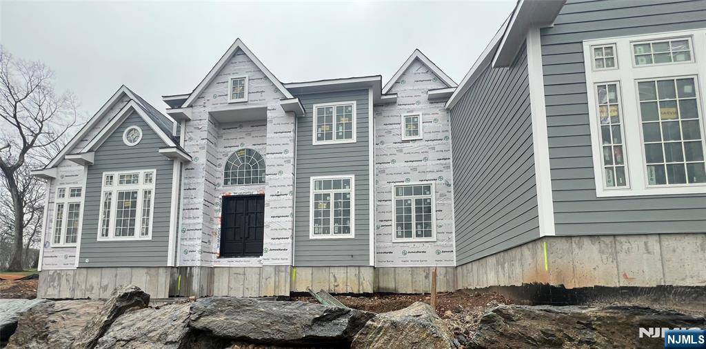 Franklin Lakes, NJ 07417,249 Terrace RD