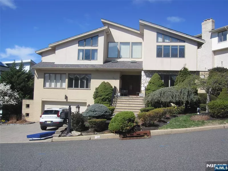 312 Arthur AVE, Englewood Cliffs, NJ 07632