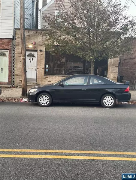 61 Monroe ST, Garfield, NJ 07026