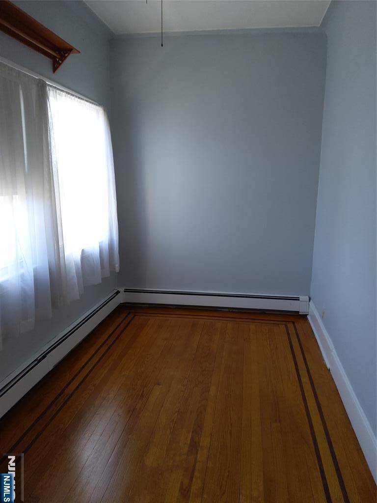 Fairview, NJ 07022,408 Morningside AVE #2nd floor