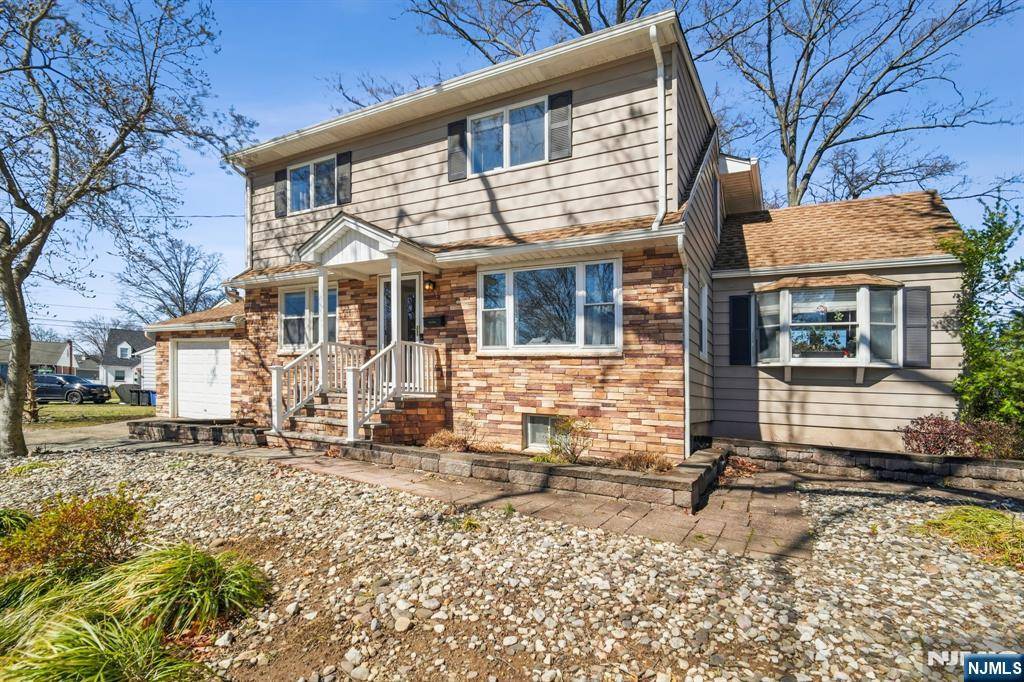 Hawthorne, NJ 07506,29 Raymond PL
