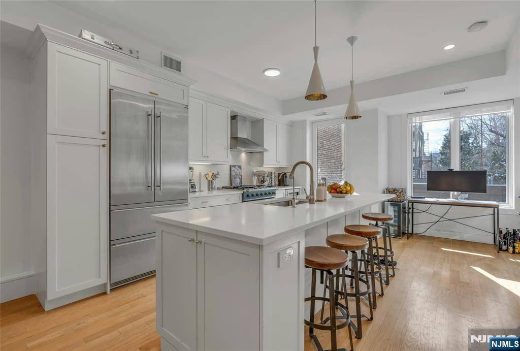 Hoboken, NJ 07030,157 8th ST