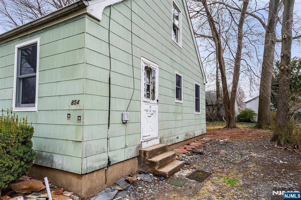 Maywood, NJ 07607,854 Edel AVE