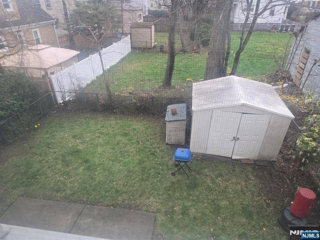 Irvington, NJ 07111,60 Chester AVE