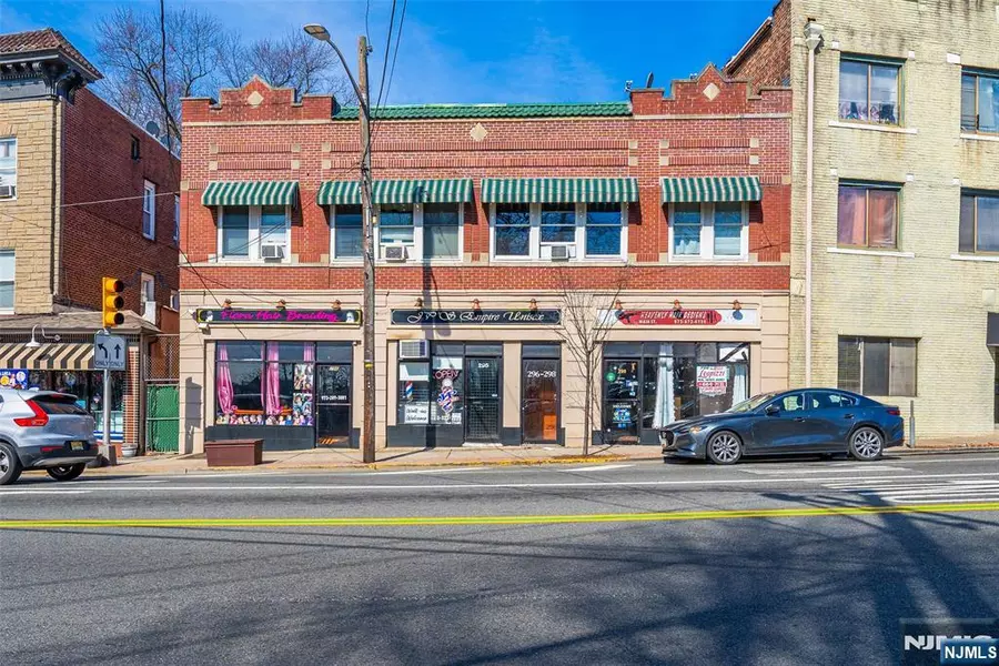296-298 Main, West Orange, NJ 07052
