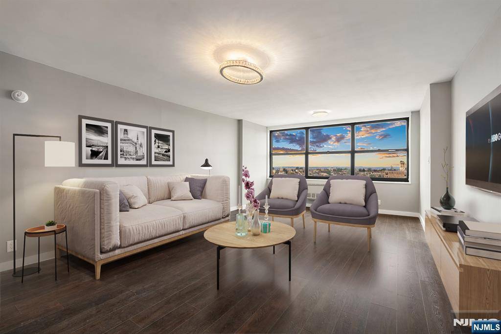 7004 Boulevard East #35B, Guttenberg, NJ 07093