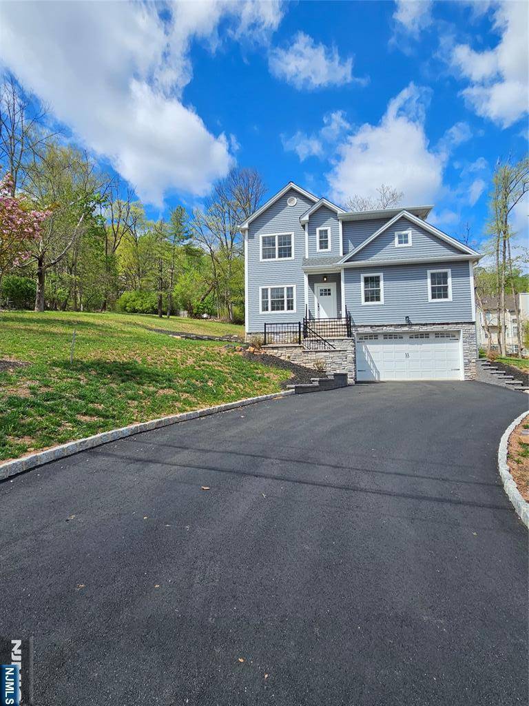 518 Cardinal, Green Brook, NJ 08812