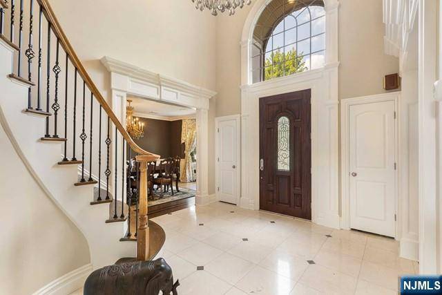 Closter, NJ 07624,358 Ruckman RD