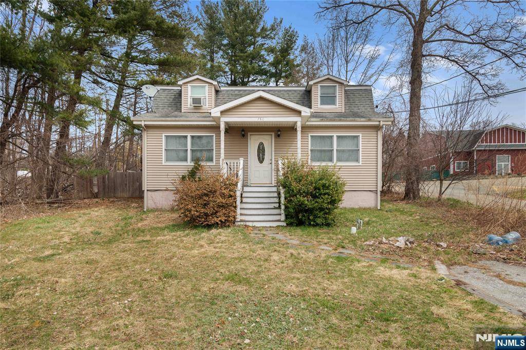 780 Warwick TPKE, West Milford, NJ 07421