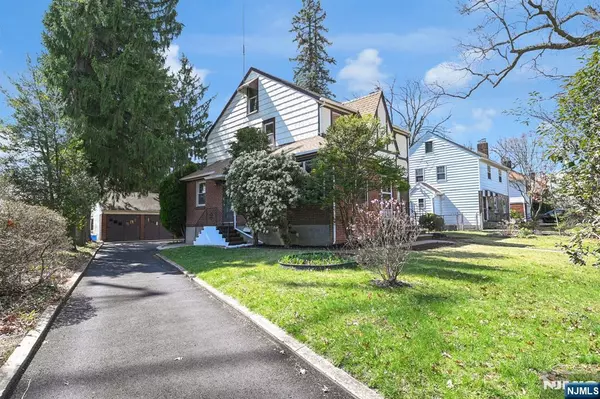 Bloomfield, NJ 07003,241 Passaic AVE