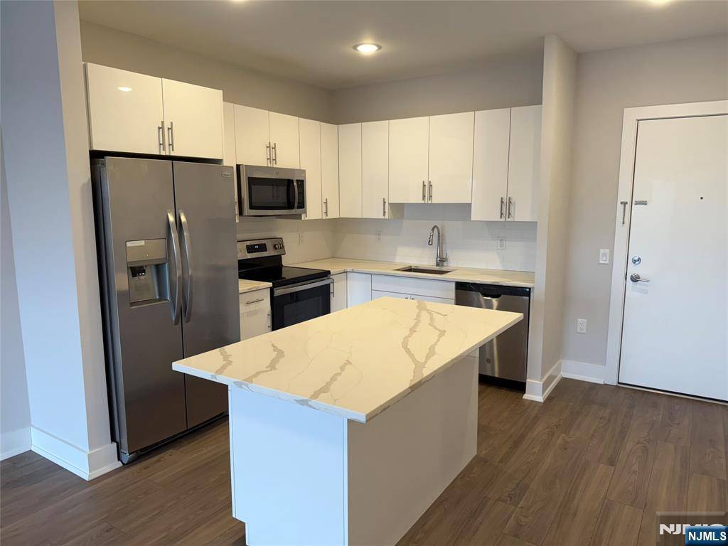 1685 Bergen BLVD #507, Fort Lee, NJ 07024
