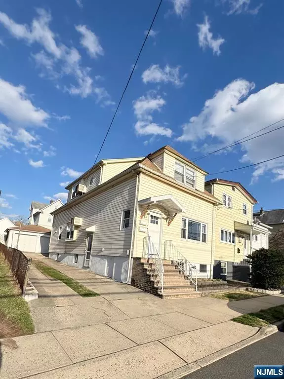 130 Shaw ST, Garfield, NJ 07026