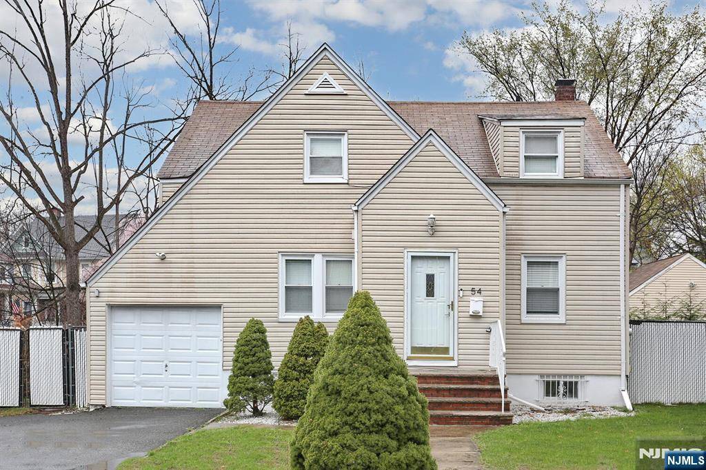 54 New York AVE, Dumont, NJ 07628