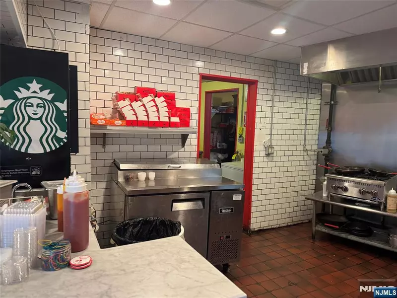 107 Washington AVE, Little Ferry, NJ 07643