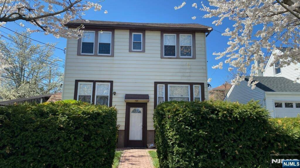 41 Westervelt PL, Lodi, NJ 07644