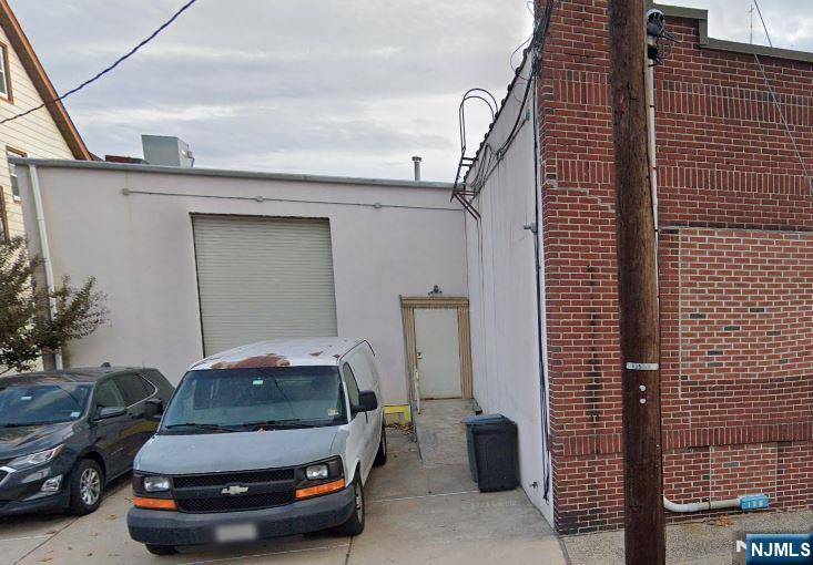 North Arlington, NJ 07031,155-157 Ridge RD #155