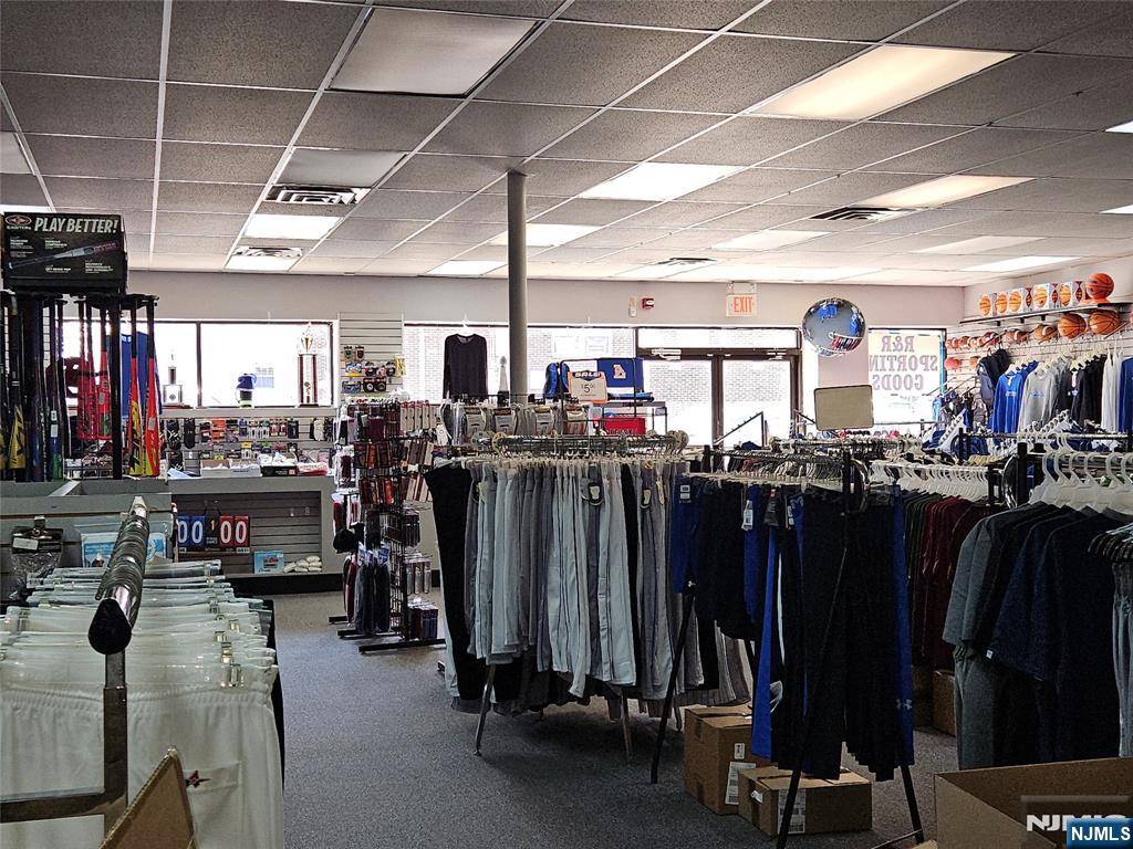 North Arlington, NJ 07031,155-157 Ridge RD #155