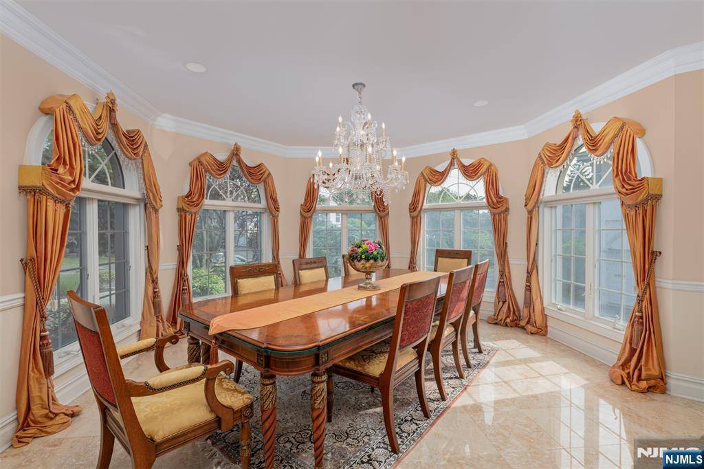 Englewood Cliffs, NJ 07632,62 Johnson AVE