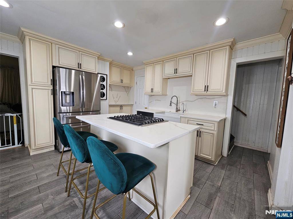 South River, NJ 08882,28 Armstrong AVE
