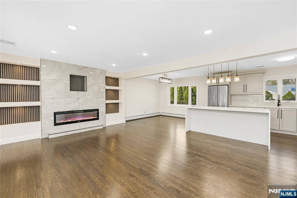 Harrington Park, NJ 07640,4 Nelson ST
