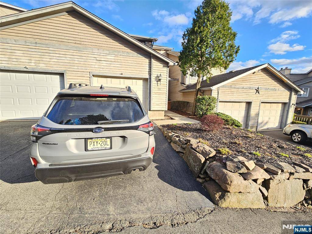 Haledon, NJ 07508,403 Heights DR #4