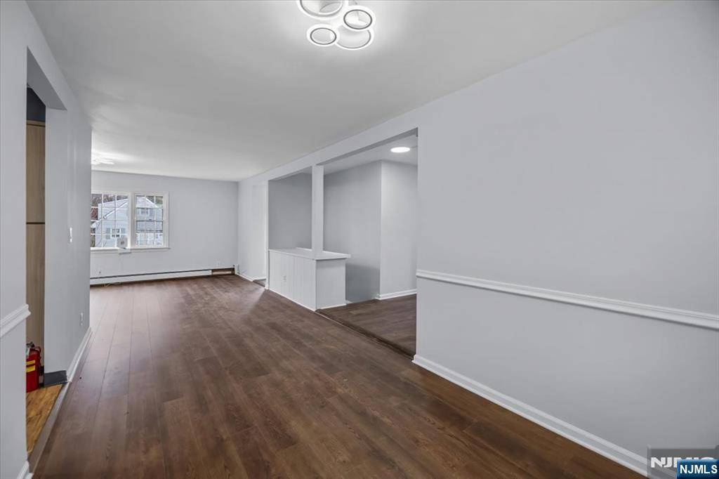 Park Ridge, NJ 07656,74 Local ST