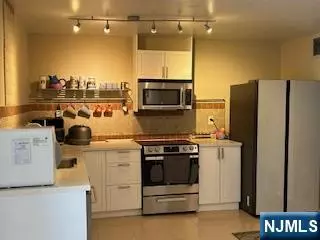 770 Anders Anderson AVE #4A, Cliffside Park, NJ 07010