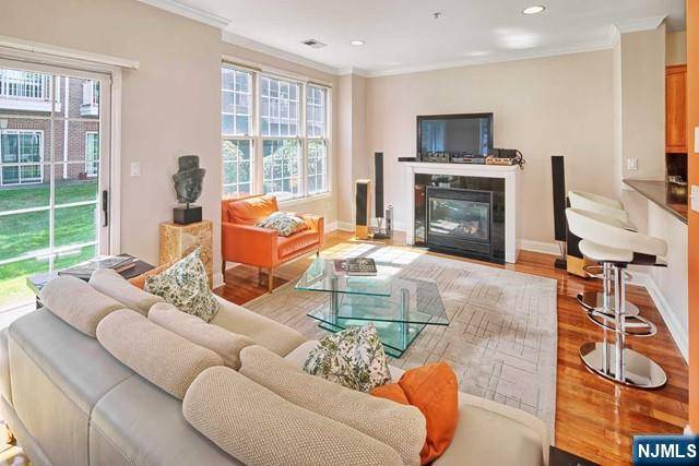 91 Lydia DR, Guttenberg, NJ 07093
