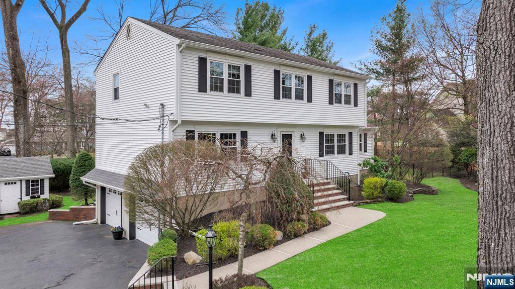 Wyckoff, NJ 07481,378 Andover ST