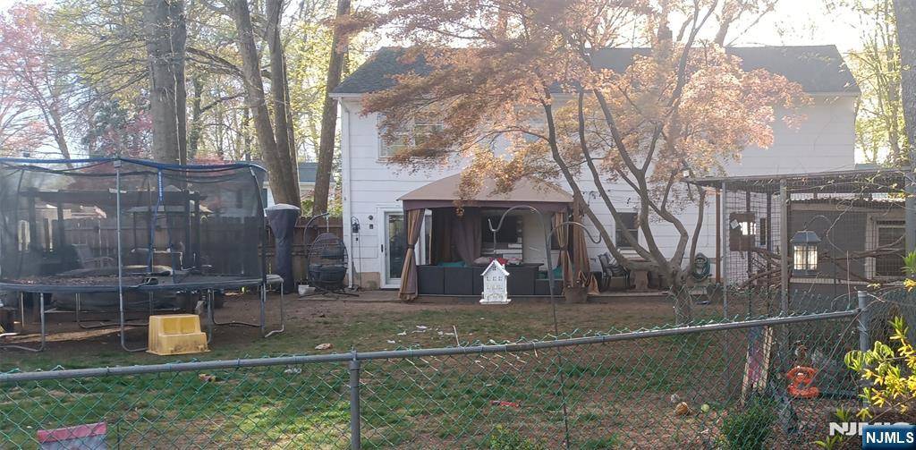 Pequannock Township, NJ 07440,14 Roland RD