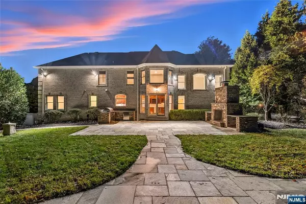 Old Tappan, NJ 07675,32 Moeser PL