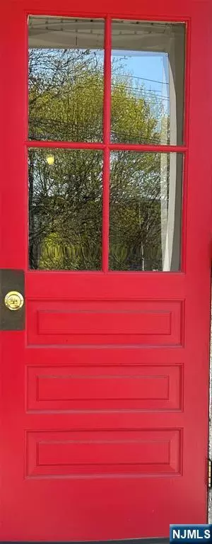 Ridgewood, NJ 07450,222 Broad ST #16