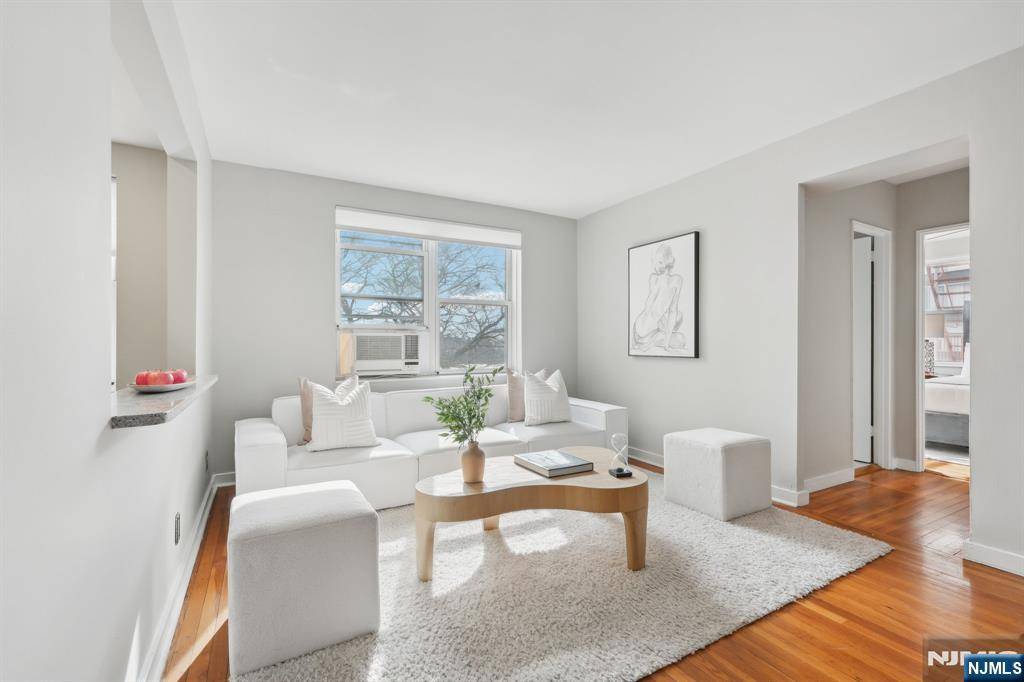North Bergen, NJ 07047,8300 Boulevard East #4D