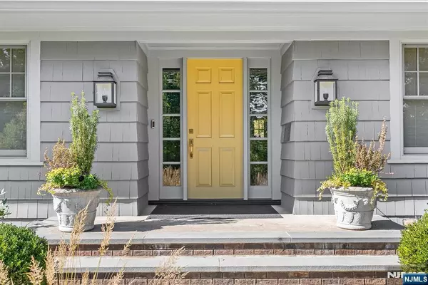 Montclair, NJ 07042,178 N Mountain AVE