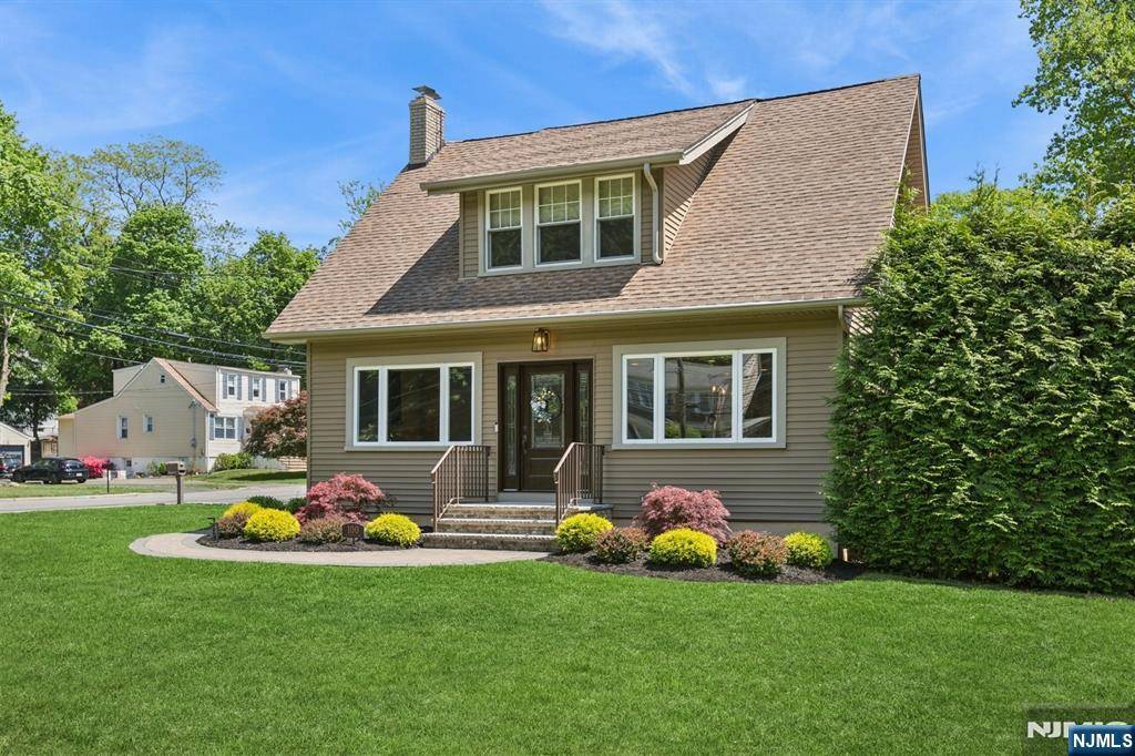 100 Mountain AVE, North Caldwell, NJ 07006